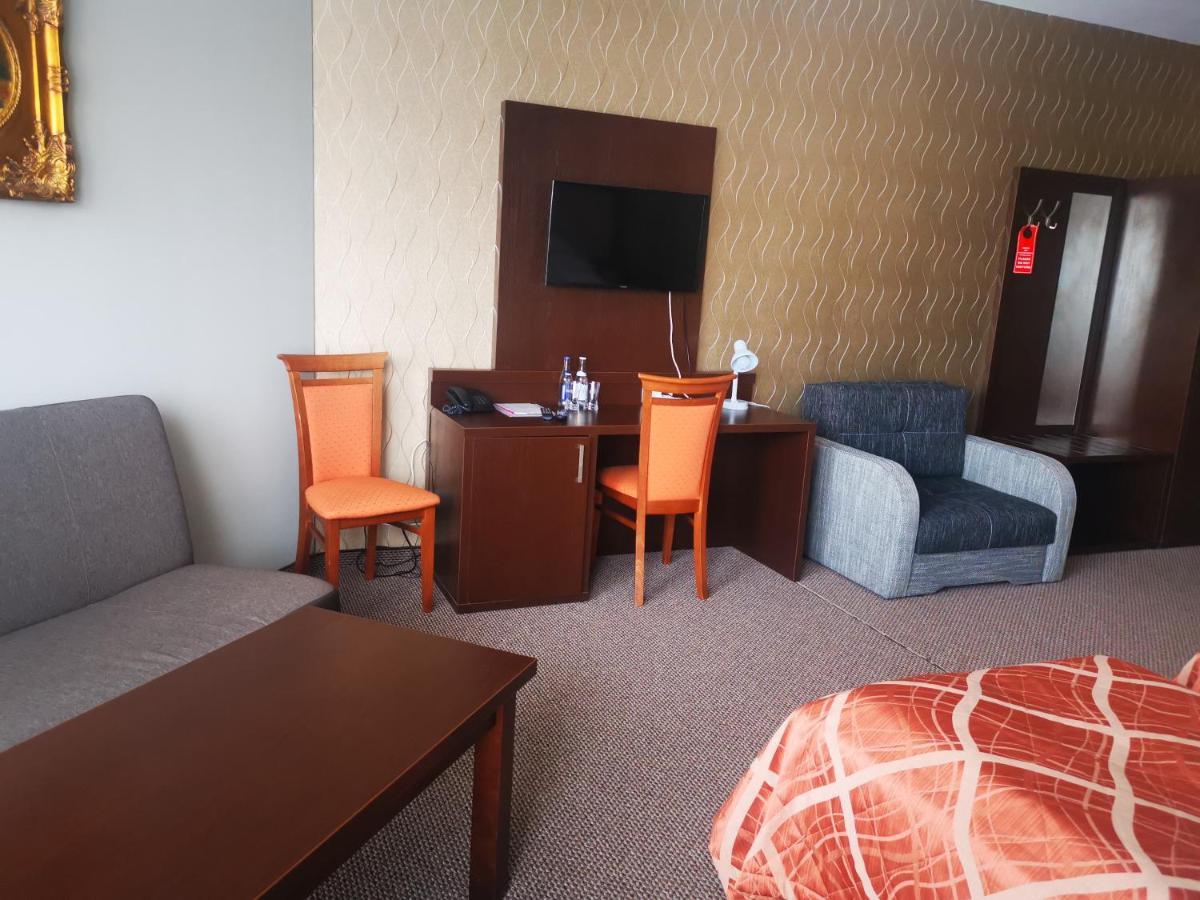 Hotell I Restauracja Bona 3*