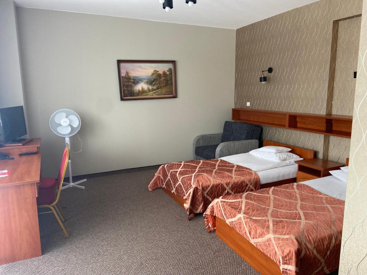 Hotell I Restauracja Bona 3*